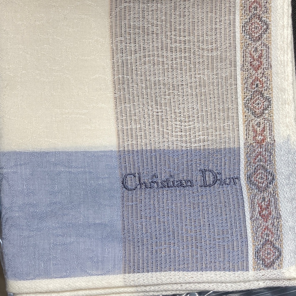 Dior Blue and Cream Patterned Scarf - Picture 2 of 3